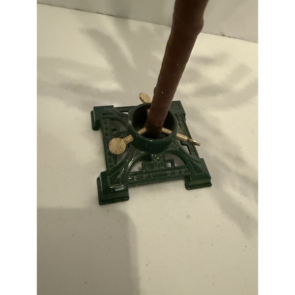 Dept 56 Christmas Tree Green Victorian Cast Iron Stand 22" Tall - Picture 2 of 8